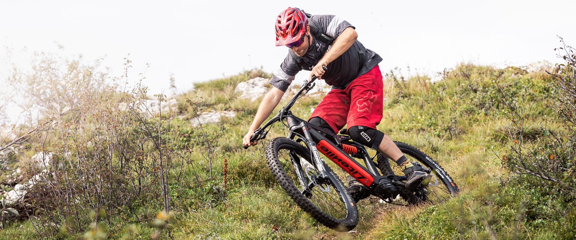 301CE_Uphill_Shot_Manfred_Stromberg
