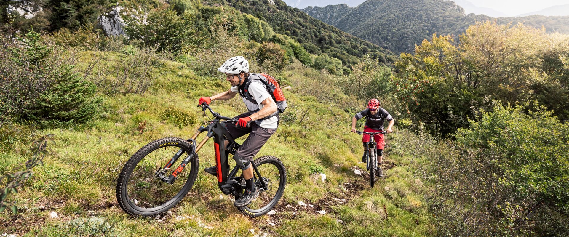 301CE_Action_Gardasee_Uphill_Maxi_Manfred