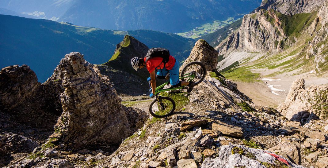 Gerhard Senfter Action